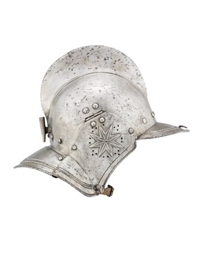 Lot 214 - A FINE SOUTH GERMAN BURGONET