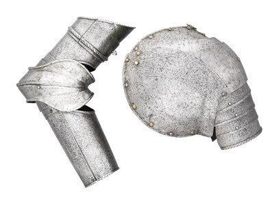 Lot 229 - A  COMPOSITE NORTH ITALIAN PAULDRON AND VAMBRACE FOR THE RIGHT ARM