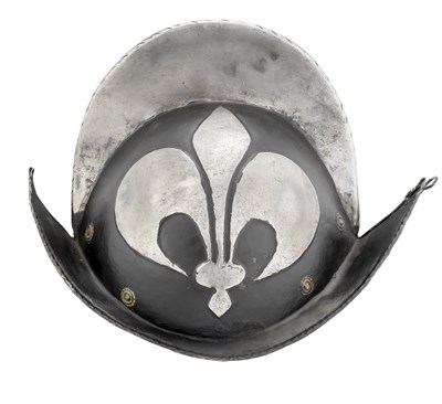 Lot 264 - A GERMAN 'BLACK AND WHITE' COMB MORION