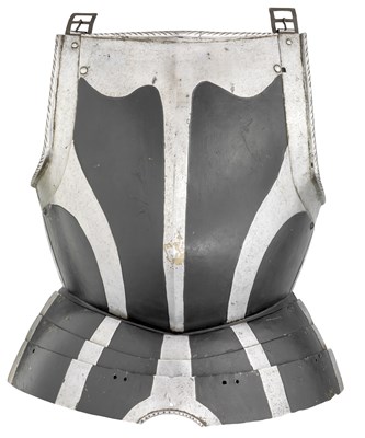 Lot 291 - A GERMAN 'BLACK AND WHITE' BREASTPLATE