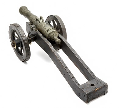 Lot 410 - A BRONZE SALUTING CANNON