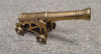 Lot 423 - A MINIATURE GARRISON GUN FORMED ENTIRELY OF BRONZE IN 18TH CENTURY STYLE