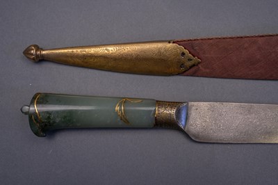 Lot 34 - AN INDIAN JADE-HILTED DAGGER (KARD), 19TH CENTURY