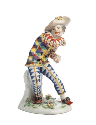 Lot 5 - A MEISSEN FIGURE OF THE FRIGHTENED HARLEQUIN