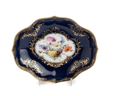 Lot 14 - A MEISSEN DISH