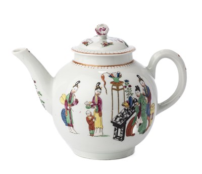 Lot 49 - â€¡Â A WORCESTER TEAPOT AND COVER