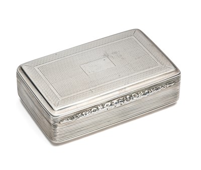 Lot 235 - A WILLIAM IV SILVER SNUFF BOX