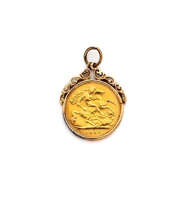 Lot 316 - HALF SOVEREIGN PENDANT