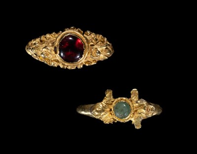 Lot 284 - TWO GOLD RINGS, JAVA, INDONESIA, CIRCA 10TH CENTURY