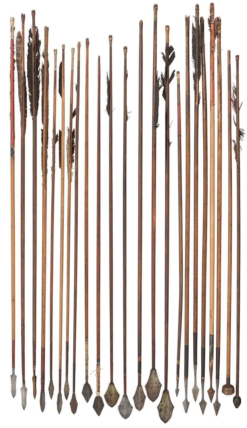 Lot 182 - A COLLECTION OF TWENTY FOUR ASIAN ARROWS, MOSTLY CHINESE, QING DYNASTY, 19TH CENTURY