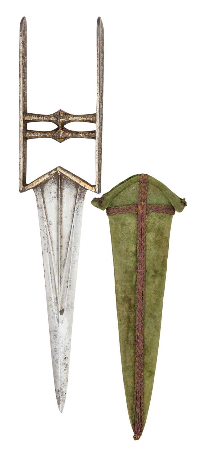 Lot 231 - â“Œ AN INDIAN DAGGER (KATAR), LATE 18TH/19TH CENTURY