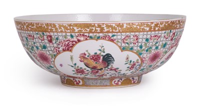 Lot 15 - A SAMSON PORCELAIN BOWL