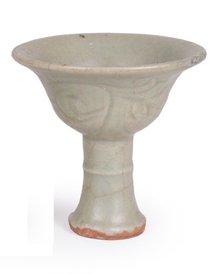 Lot 39 - A LONGQUAN CELADON STEM CUP