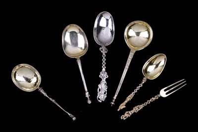 Lot 110 - FOUR DUTCH SILVER-GILT SPOONS