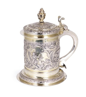 Lot 163 - A RUSSIAN PARCEL-GILT-SILVER TANKARD