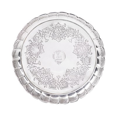 Lot 182 - A GEORGE I SILVER DISH