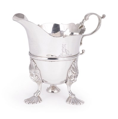 Lot 184 - A GEORGE II SILVER JUG