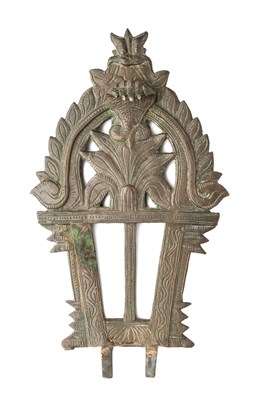 Lot 148 - □ A BRONZE AUREOLE FROM A SHRINE, DECCAN, SOUTHERN INDIA, 18TH/19TH CENTURY