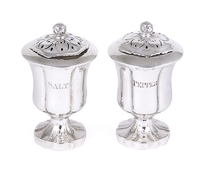 Lot 362 - A PAIR OF INDIAN COLONIAL SILVER SALT AND PEPPER POTS