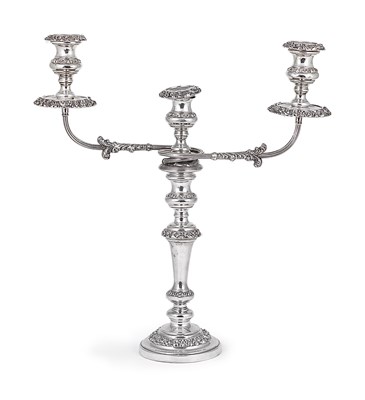 Lot 376 - A GEORGE IV SHEFFIELD PLATE THREE-LIGHT CANDELABRUM