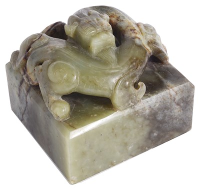 Lot 35 - A CHINESE GREEN JADE 'CHILONG' SEAL