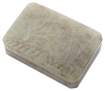 Lot 55 - A CHINESE SMALL RECTANGULAR CELADON JADE BOX AND COVER