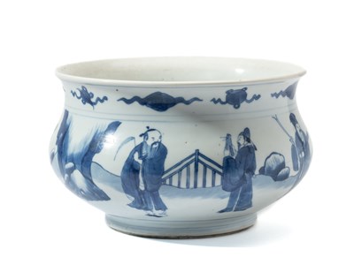 Lot 89 - A LARGE CHINESE BLUE AND WHITE CENSER, QING DYNASTY, KANGXI PERIOD (1662-1722)