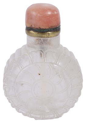 Lot 60 - A CHINESE ROCK CRYSTAL SNUFF BOTTLE