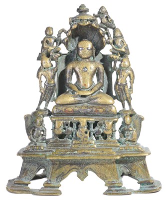 Lot 94 - A JAIN BRONZE FIGURE OF PARSVANATHA