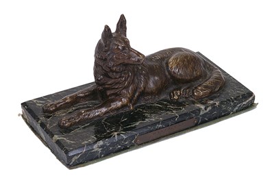 Lot 96 - A FRENCH PATINATED BRONZE 'CHIEN POLICIER' FIGURE