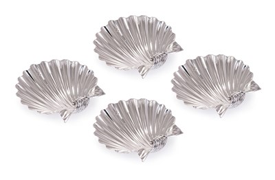 Lot 238 - A SET OF FOUR WILLIAM IV SILVER SHELL DISHES