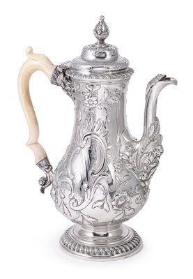 Lot 243 - A GEORGE III SILVER COFFEE POT