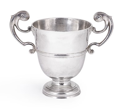 Lot 251 - AN IRISH GEORGE II SILVER TWO-HANDLED CUP