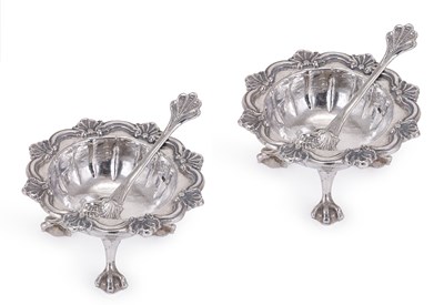 Lot 259 - A PAIR OF SPANISH SILVER SALT CELLARS AND SPOONS