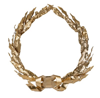 Lot 265 - AN AUSTRIAN SILVER-GILT LAUREL WREATH