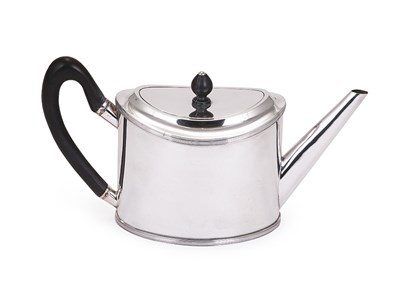 Lot 266 - A DUTCH SILVER TEAPOT AND COVER