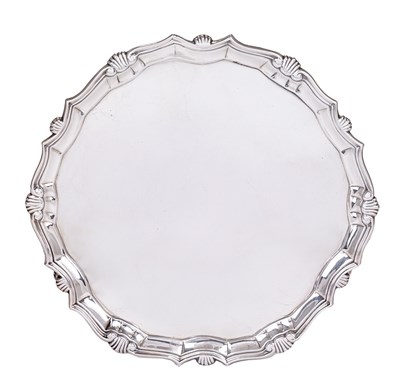 Lot 277 - A GEORGE II SILVER SALVER