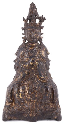 Lot 25 - A CHINESE GILT AND LACQUERED BRONZE FIGURE OF GUANYIN