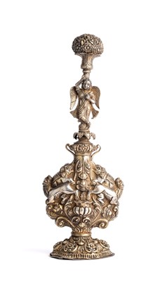 Lot 639 - A LARGE PARCEL-GILT SILVER ROSEWATER SPRINKLER, INDIA, LATE 19TH CENTURY