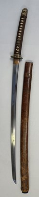 Lot 301 - A JAPANESE SHIN-GUNTO, SHOWA PERIOD (1926-1945), BLADE 1600-1700, SIGNED TAKADA JU FUJIWARA MUNEKAGE