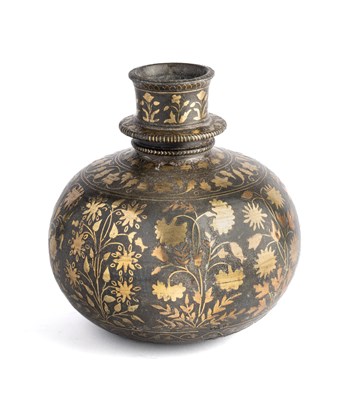 Lot 641 - A LARGE BRASS INLAID HUQQA BOTTLE, DECCAN, SOUTHERN INDIA, 17TH CENTURY