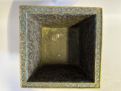 Lot 34 - A CHINESE GILT-COPPER AND CHAMPLEVE ENAMEL JARDINIERE, QING DYNASTY (1644-1911)