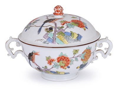 Lot 1 - A MEISSEN TWO-HANDLED SMALL TUREEN AND COVER