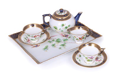 Lot 25 - A GRAINGER'S WORCESTER TETE-A-TETE