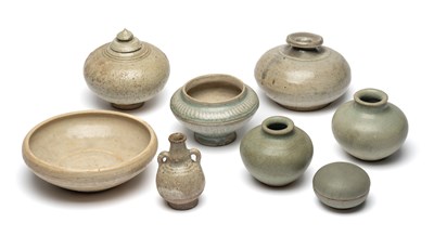 Lot 64 - A GROUP OF CHINESE AND SOUTH EAST ASIAN POTTERY VESSELS, 12TH-16TH CENTURIES