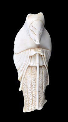 Lot 85 - A JAPANESE IVORY NETSUKE OF HAKUZOSU