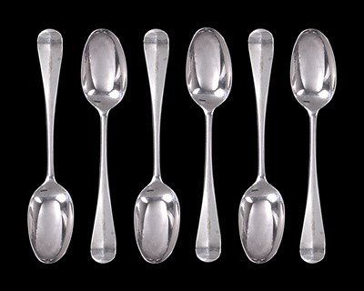 Lot 133 - A SET OF SIX GEORGE II SILVER TEASPOONS
