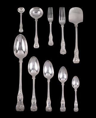 Lot 150 - AN EXTENSIVE SET OF TABLE SILVER