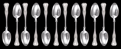 Lot 154 - A SET OF TWELVE SCOTTISH VICTORIAN SILVER TEASPOONS