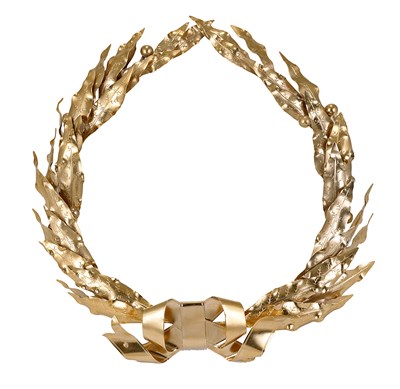 Lot 163 - AN AUSTRIAN SILVER-GILT LAUREL WREATH